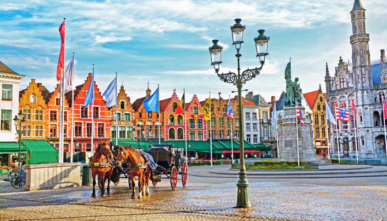 grand place bruges belgique