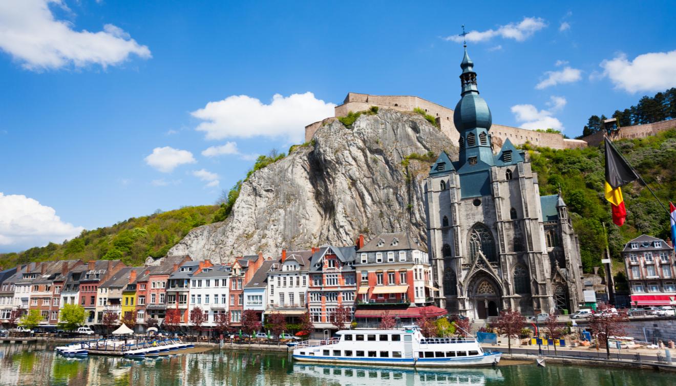 dinant belgique
