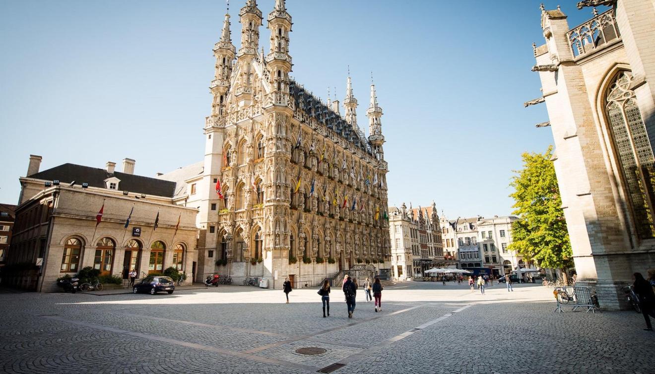 Leuven hotel de ville