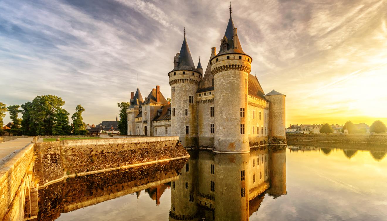 château sully loire france