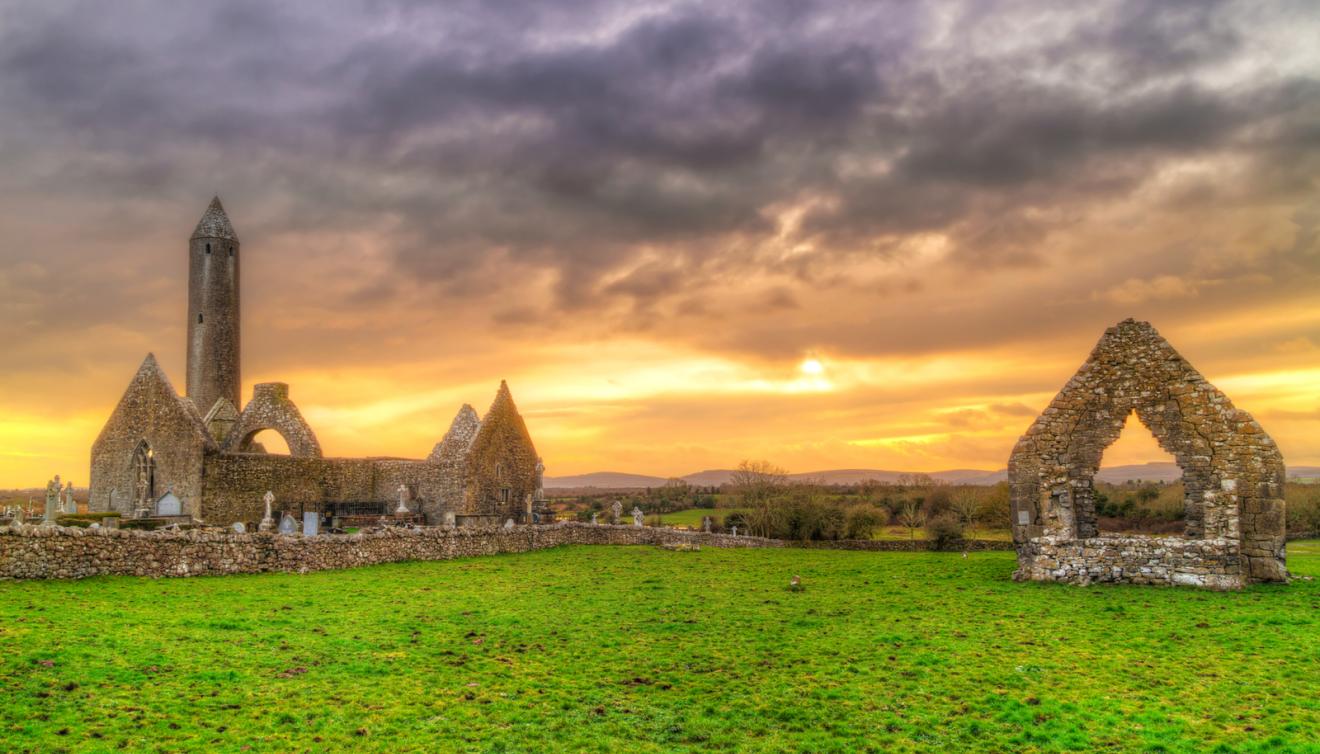 monastère kilmacduagh irlande