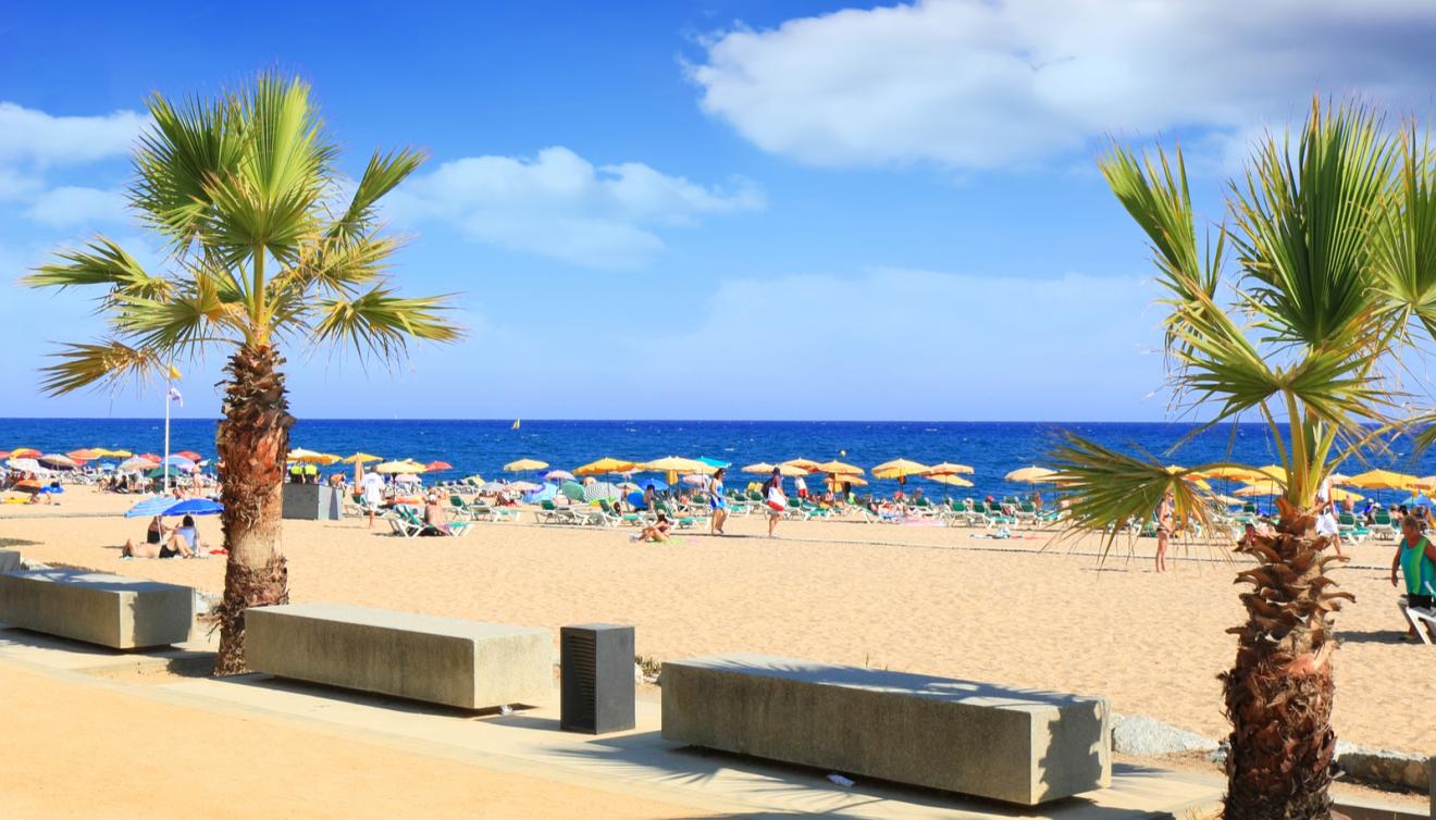 plage de calella en espagne