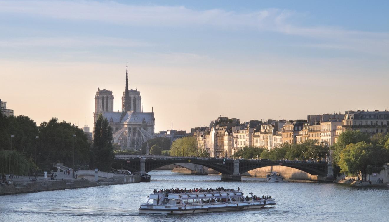 la seine à paris du pont d'austerlitz