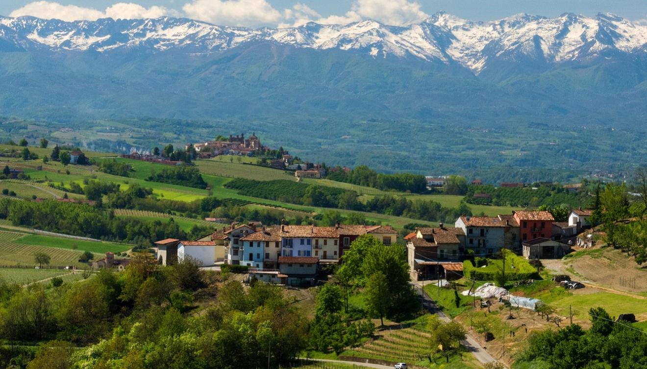 morra langhe piemonte italie