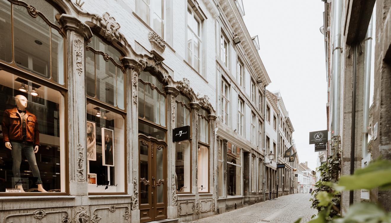 winkelstraat in maastricht