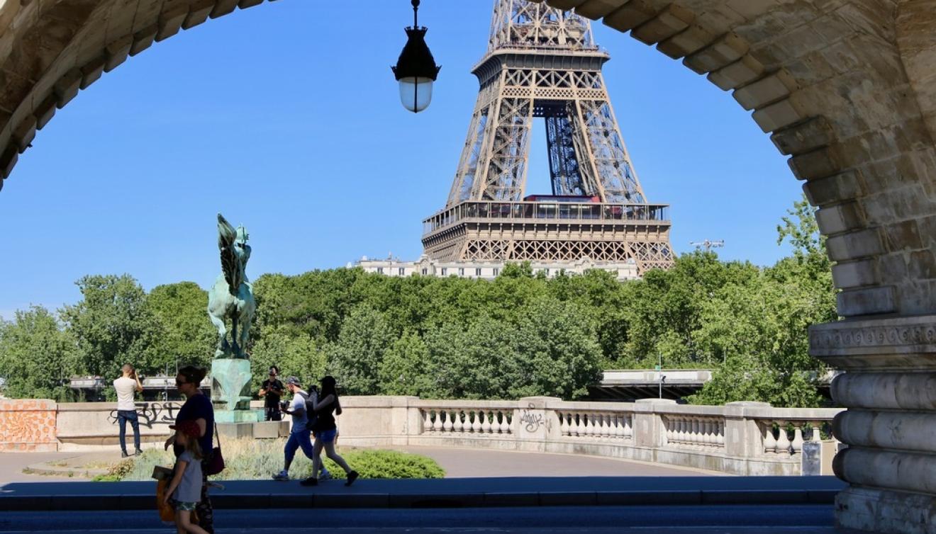 eiffel toren in parijs