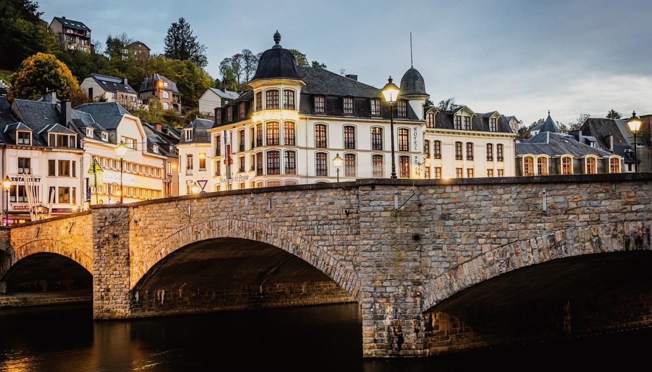 hotel de la poste bouillon