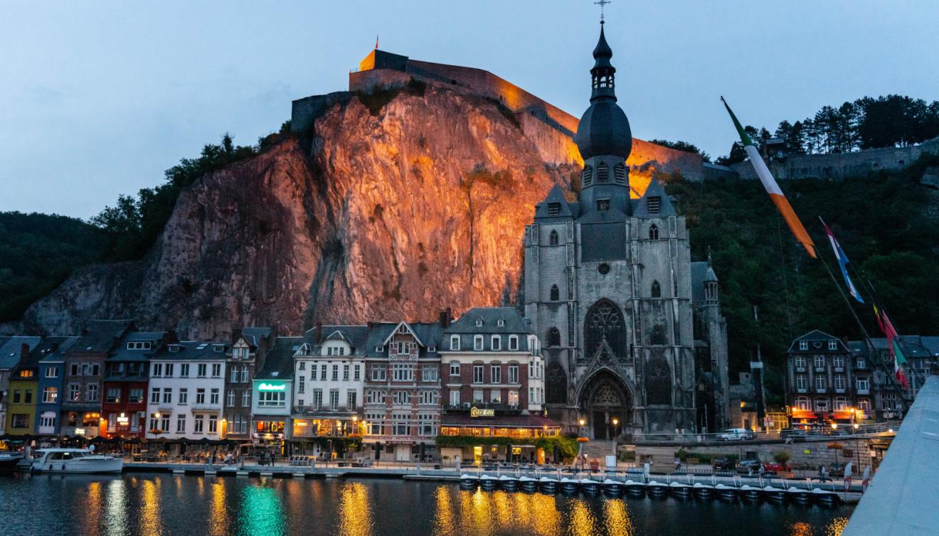 dinant nocturne