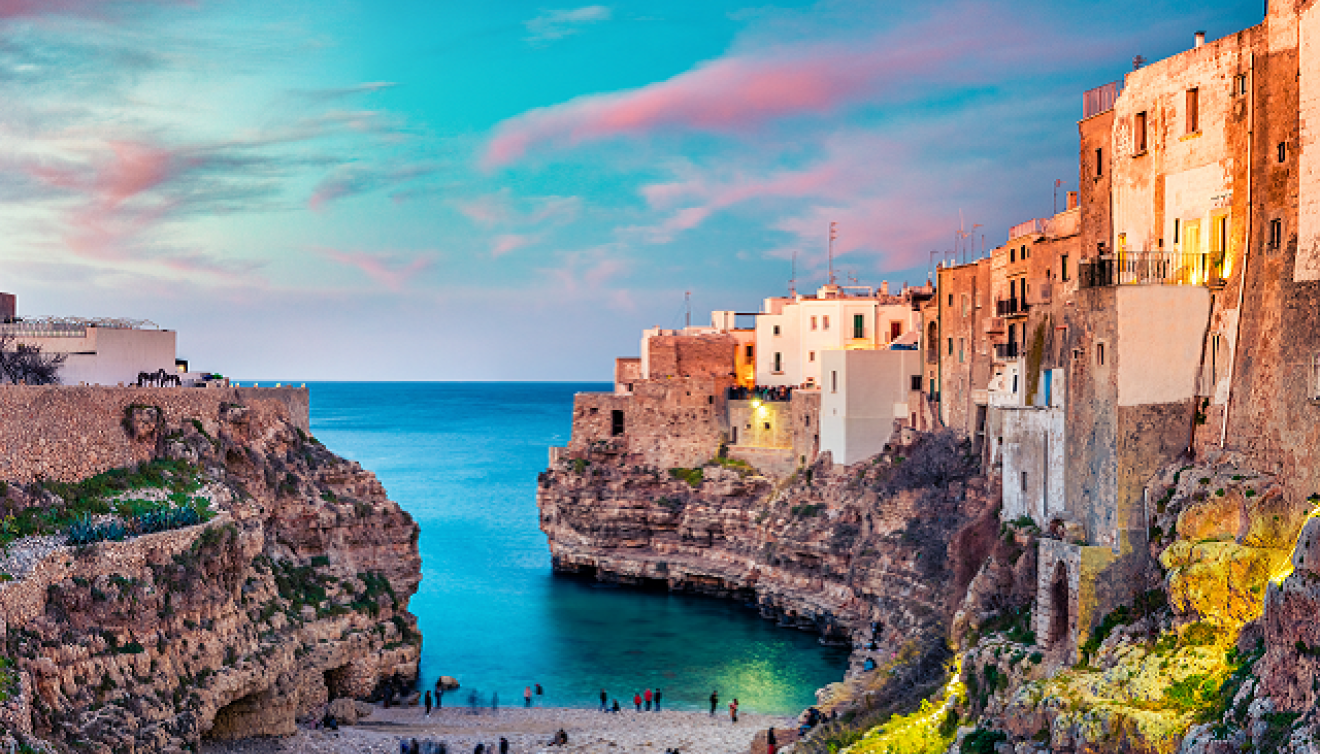 polignano mare puglia