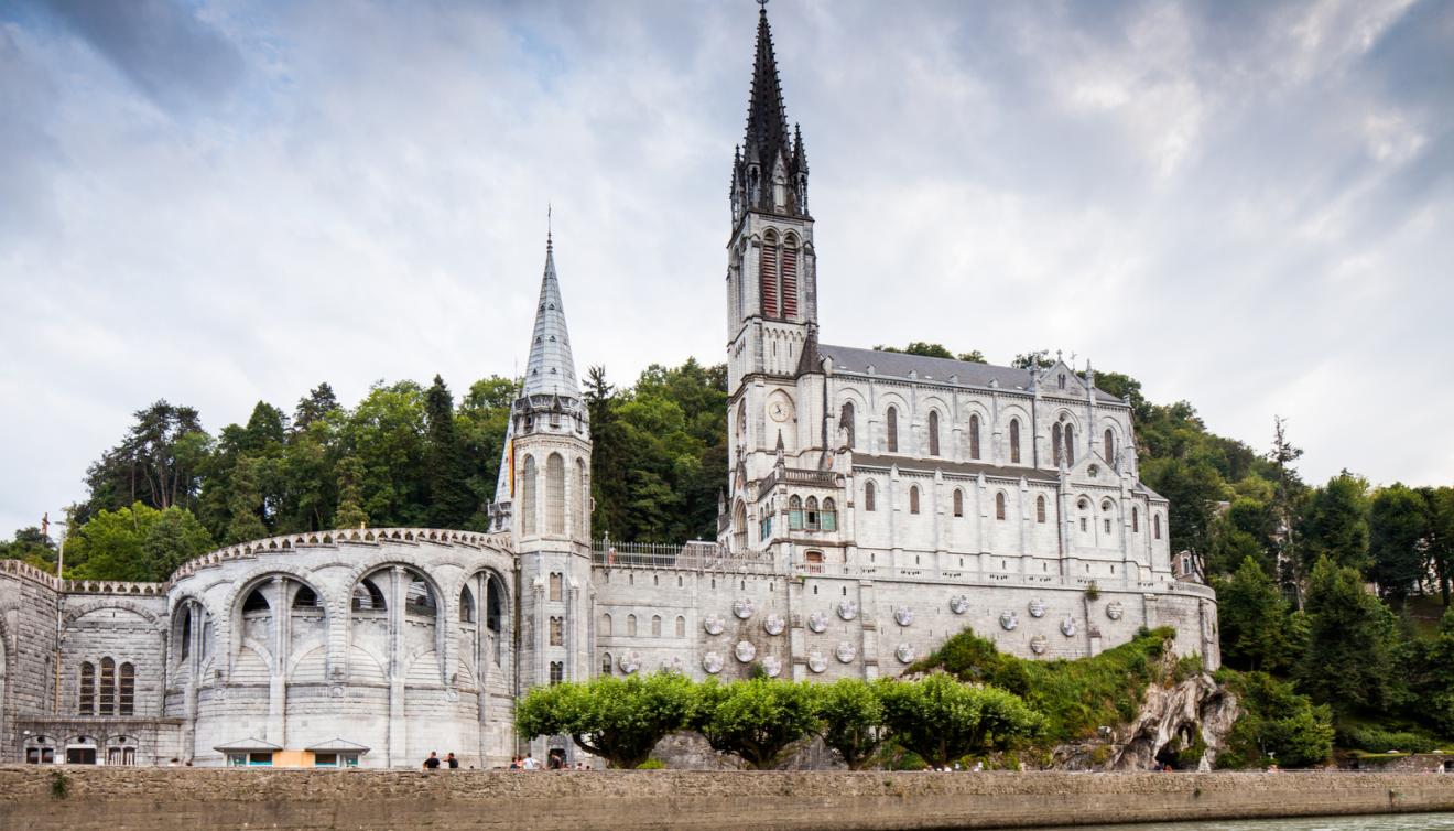 lourdes bedevaartsoord frankrijk