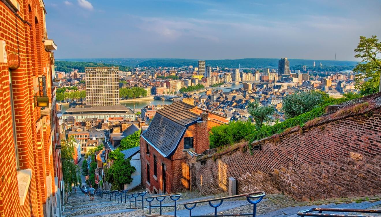 montagne de bueren luik