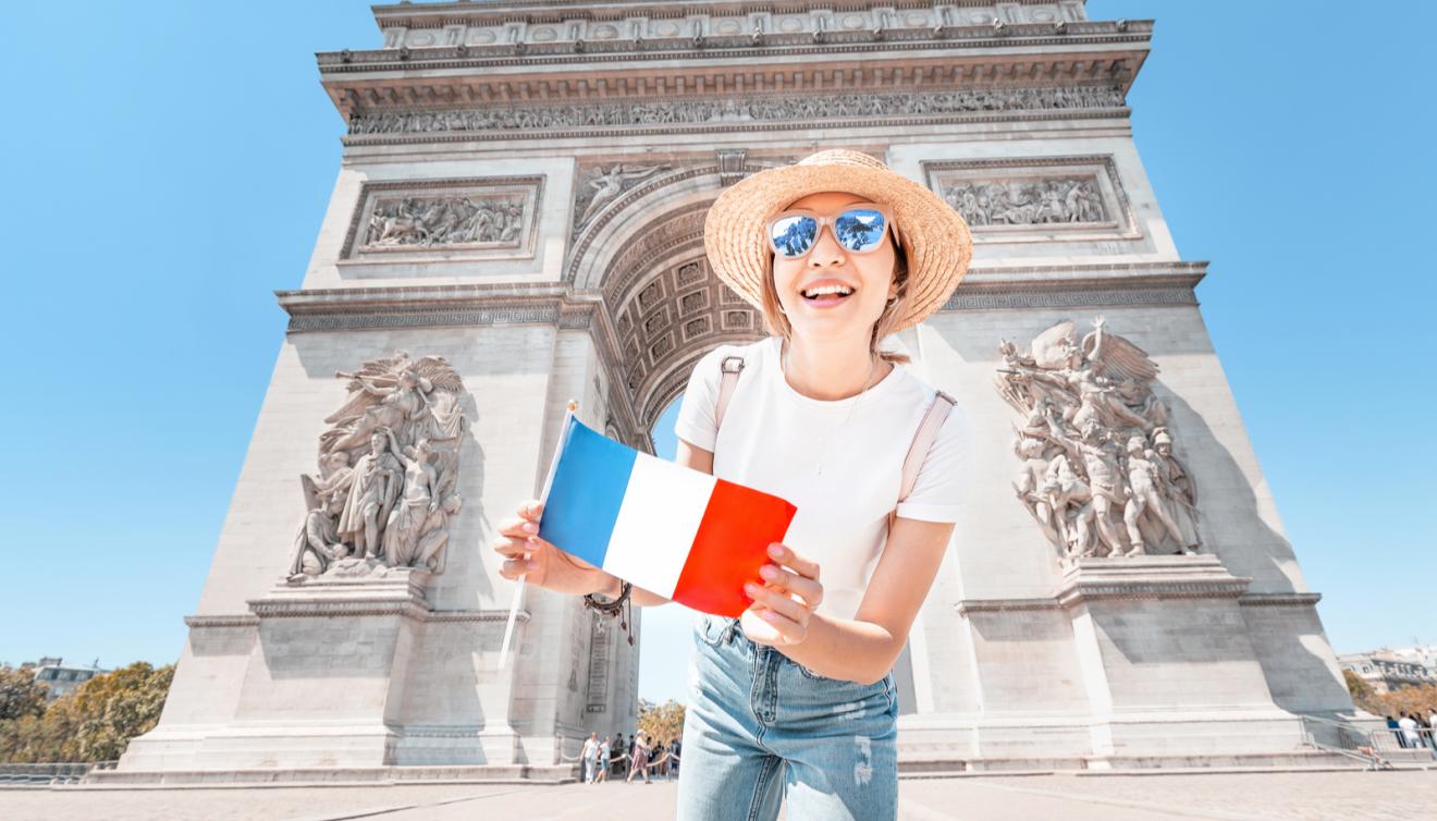 arc de triomphe parijs toeriste