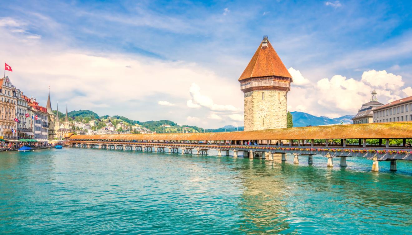 kapelbrug luzern zwitserland