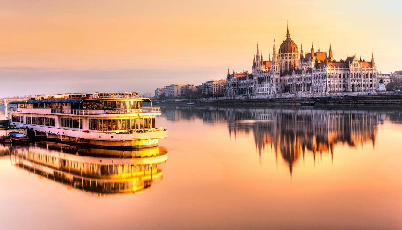 zonsopgang parlement van boedapest