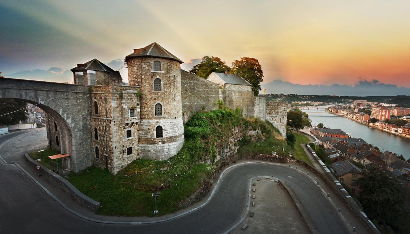 fort van namen in belgie