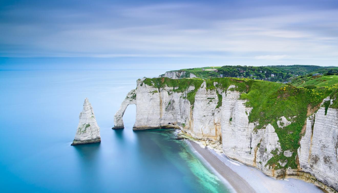 kliffen van etretat in normandië