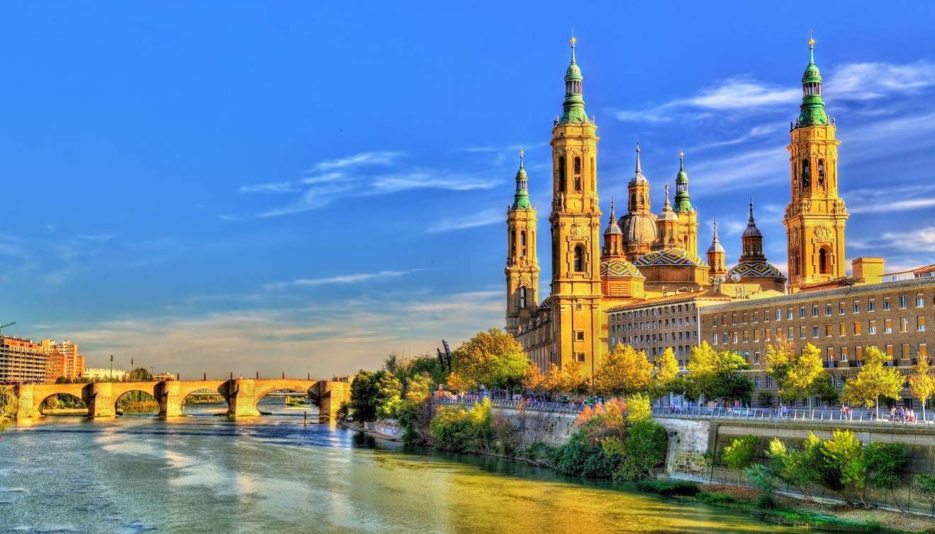 basiliek van zaragoza in spanje