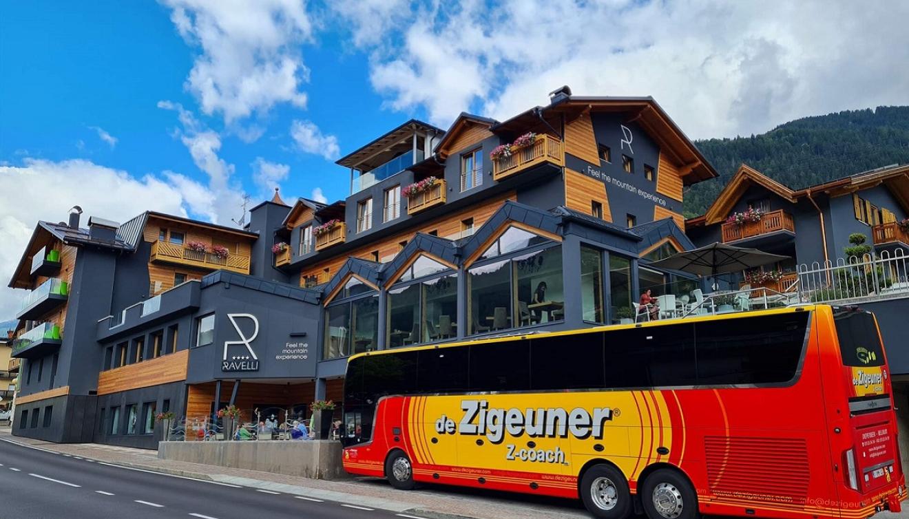 val di sole hotel ravelli bus zigeuner