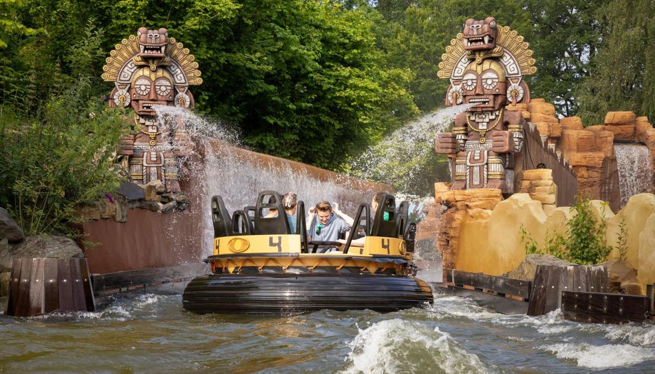 attractie pirana in de efteling