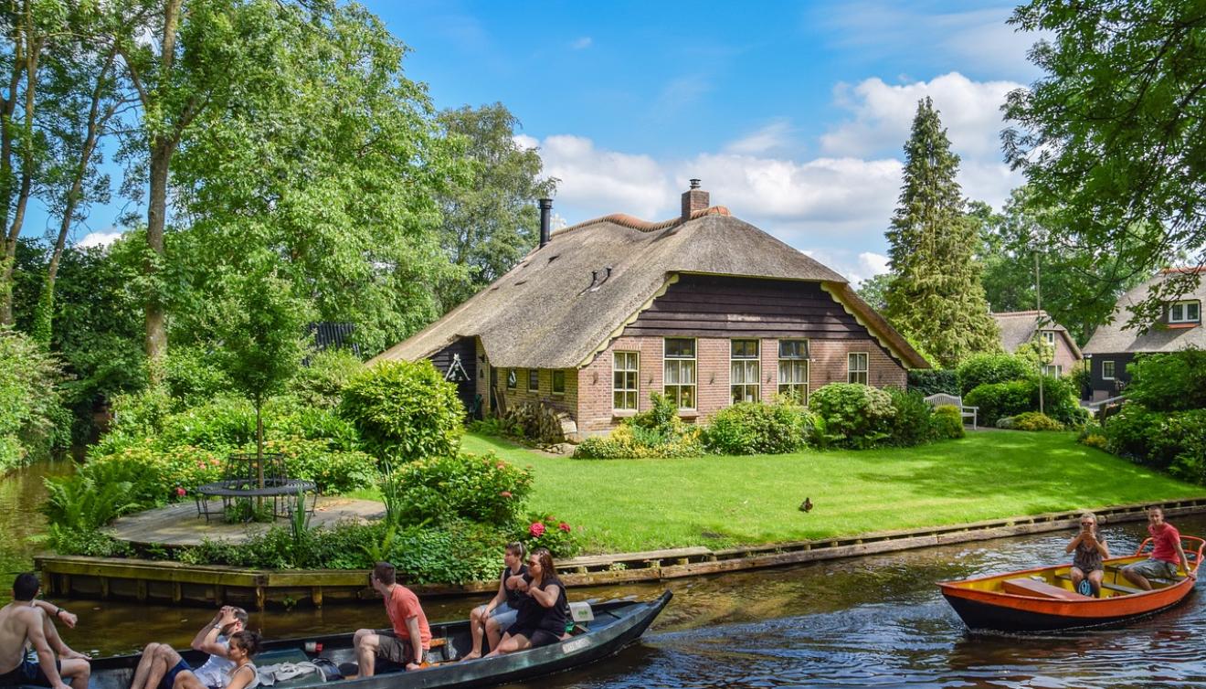 bootjes in giethoorn