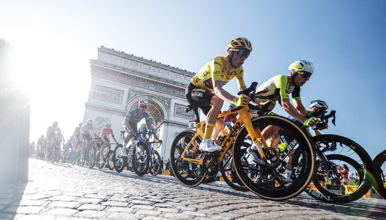 Tour de France Arc de Triomphe
