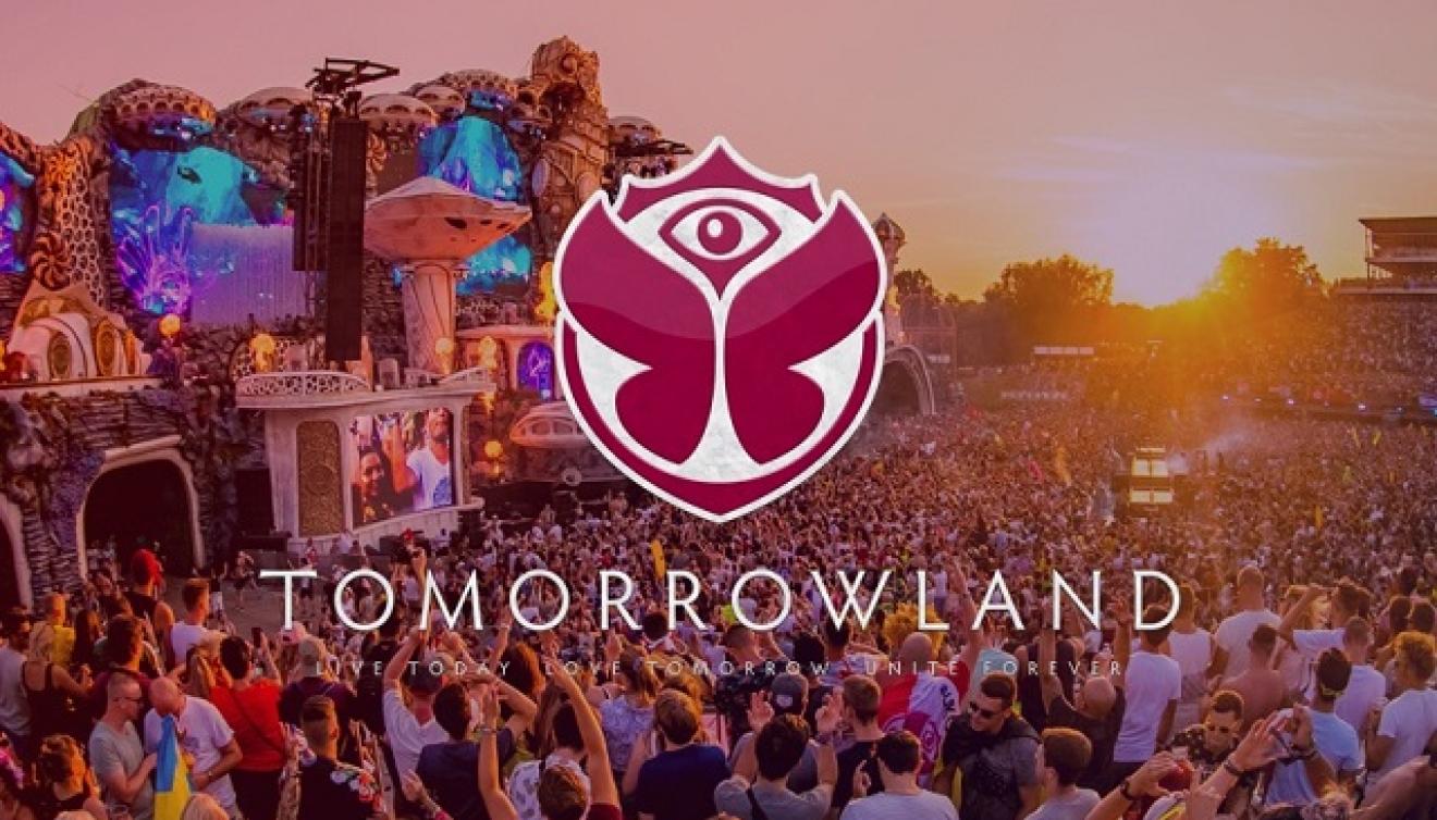 tomorrowland shuttle bus autocar