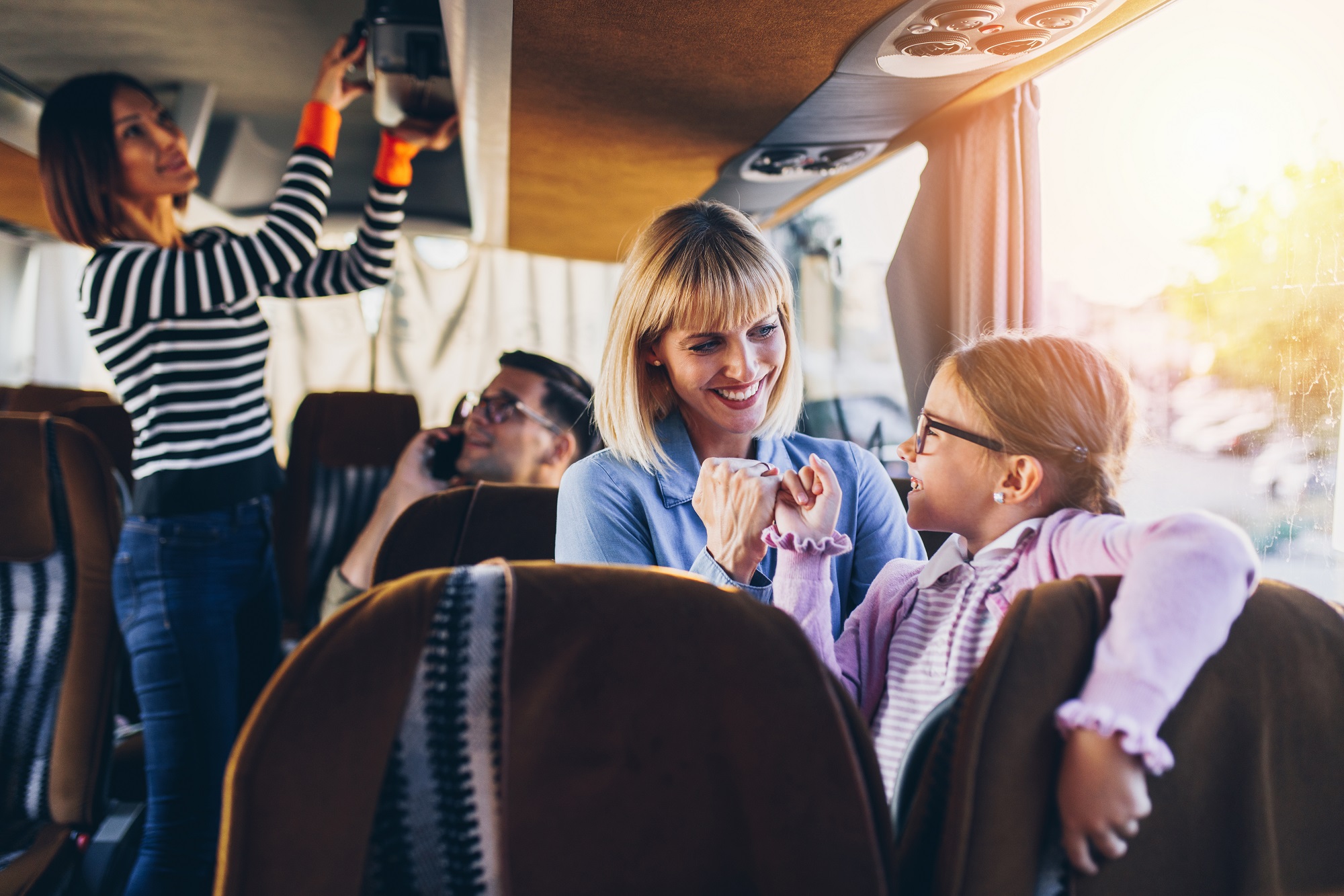 familie in bus_famille dans le bus 