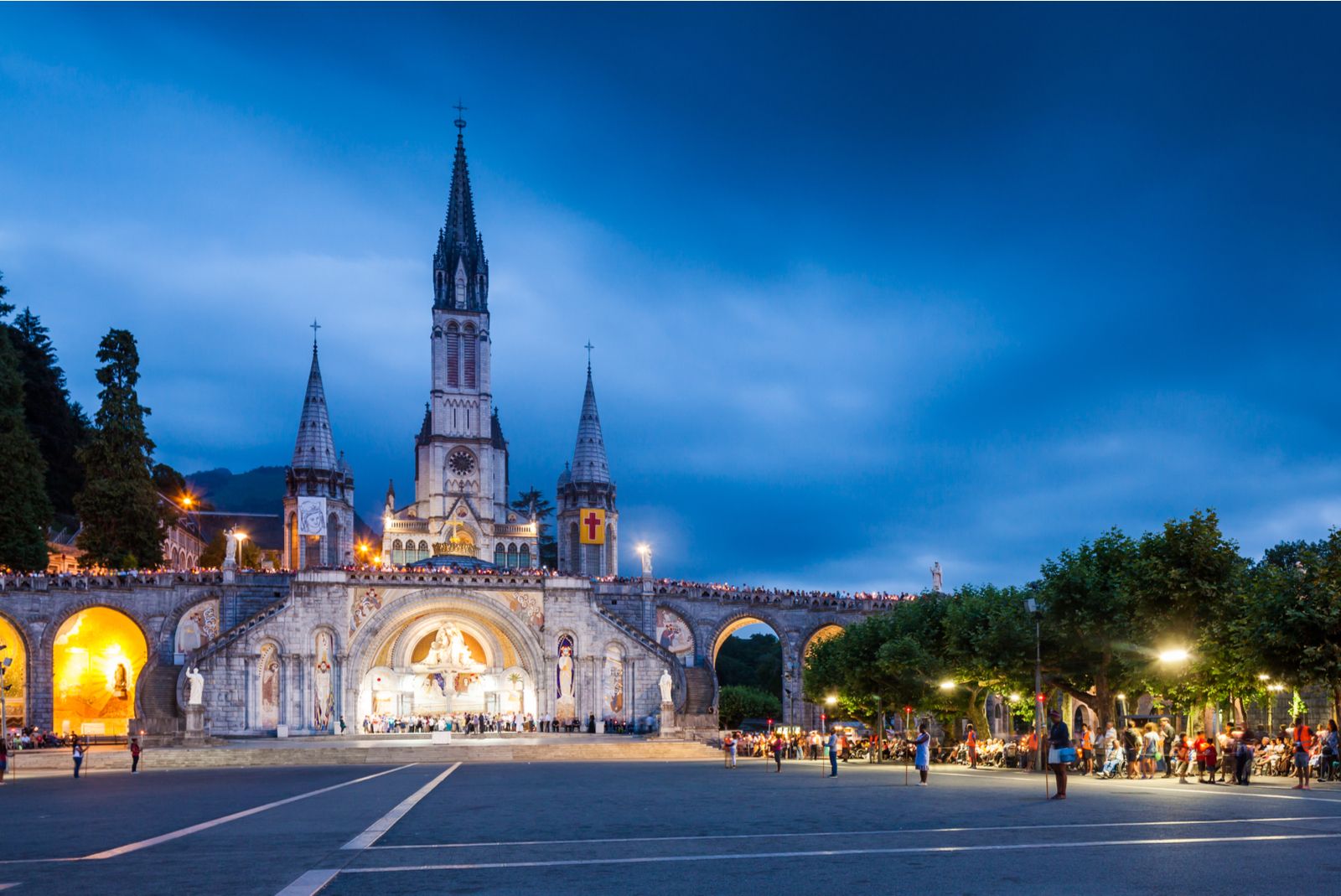 pèlerinage lourdes france 