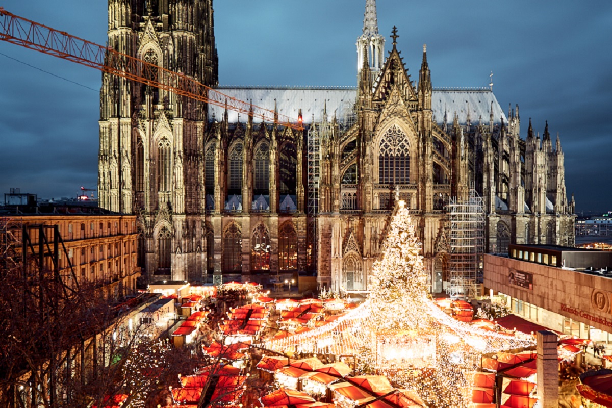 Keulen kerstmarkt 🎄 Dagreis met bus 2024 Busfan