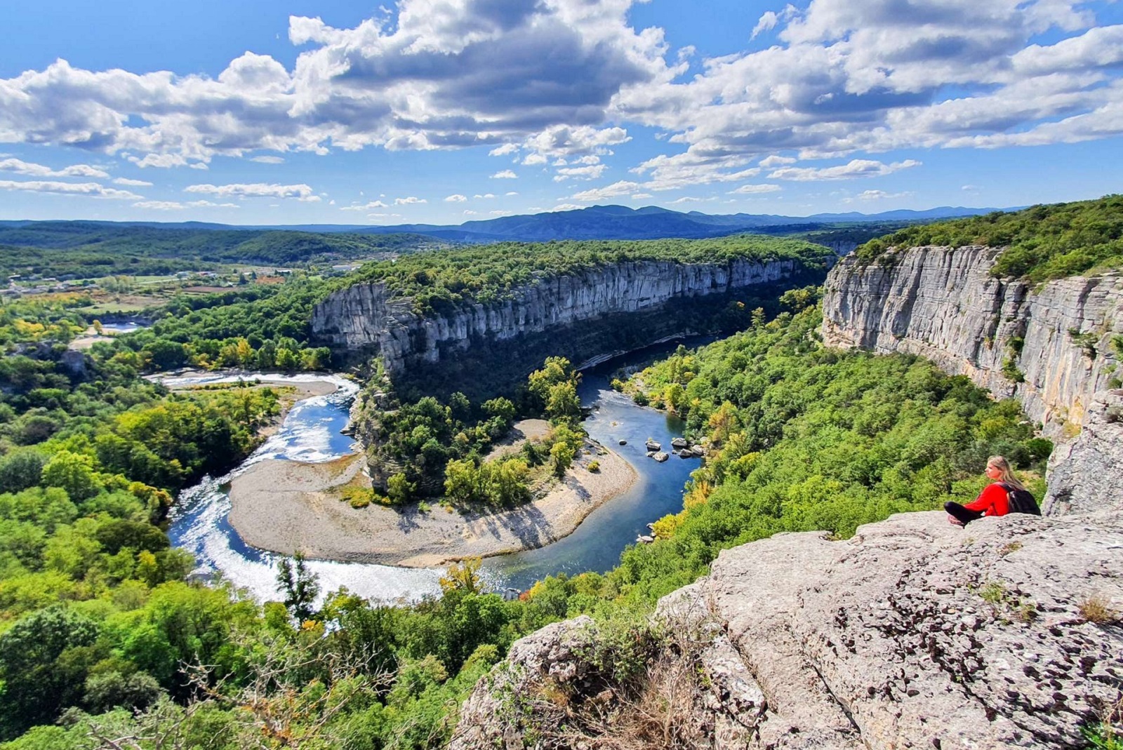 cirque de gens chauzon ardeche france