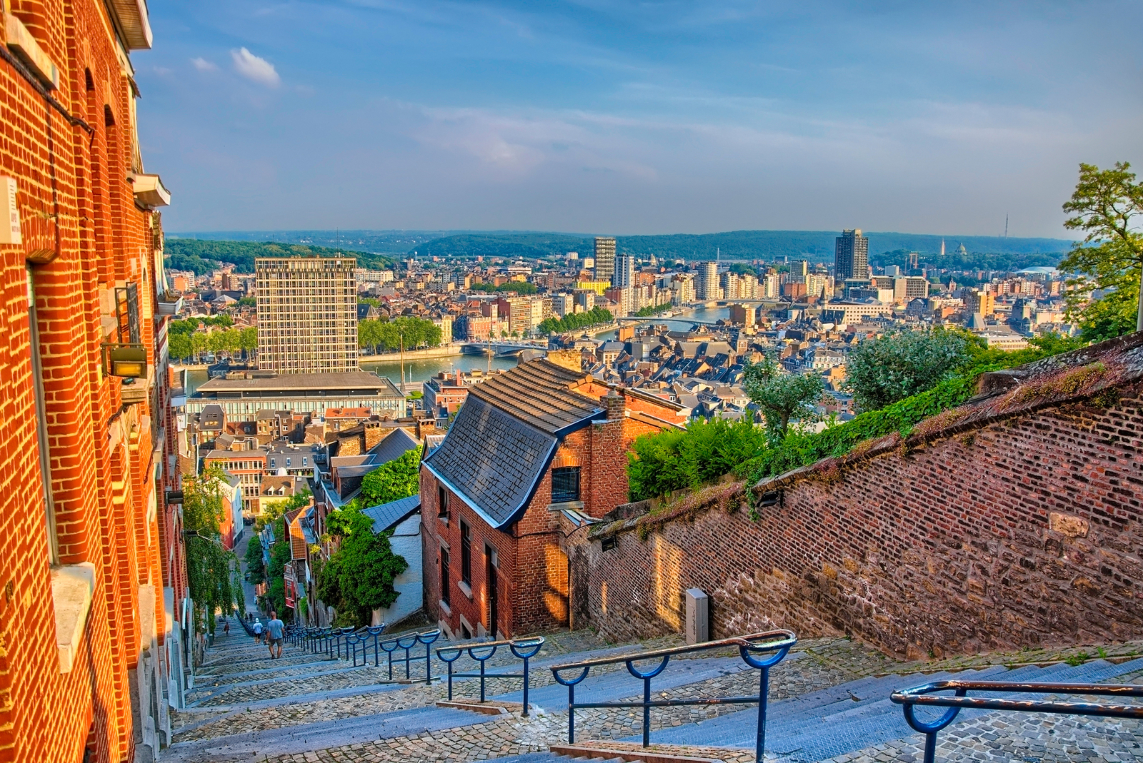 montagne de bueren luik