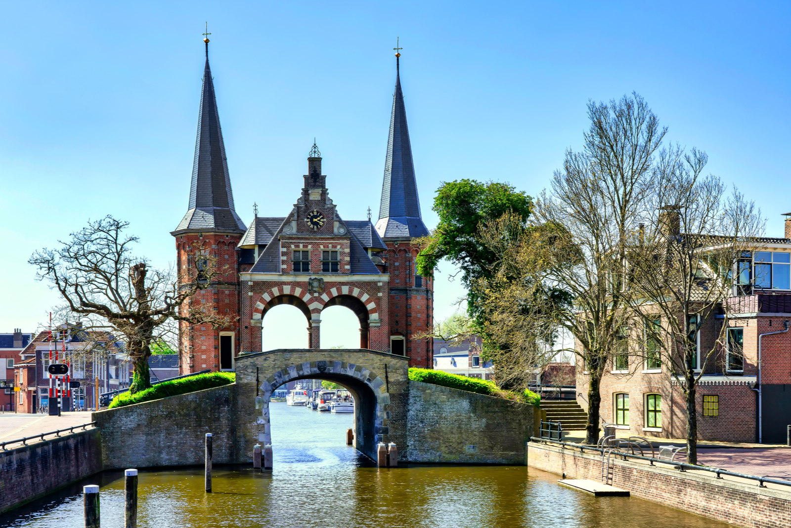 waterpoort sneek friesland nederland