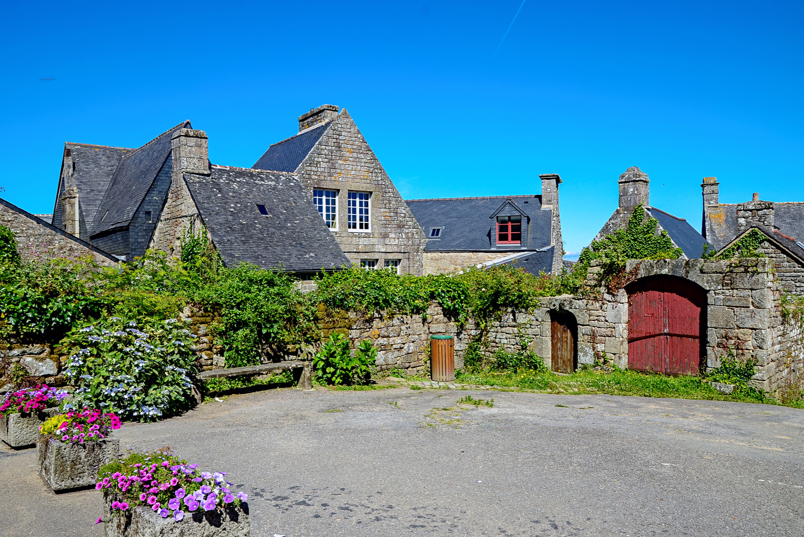 locronan bretagne