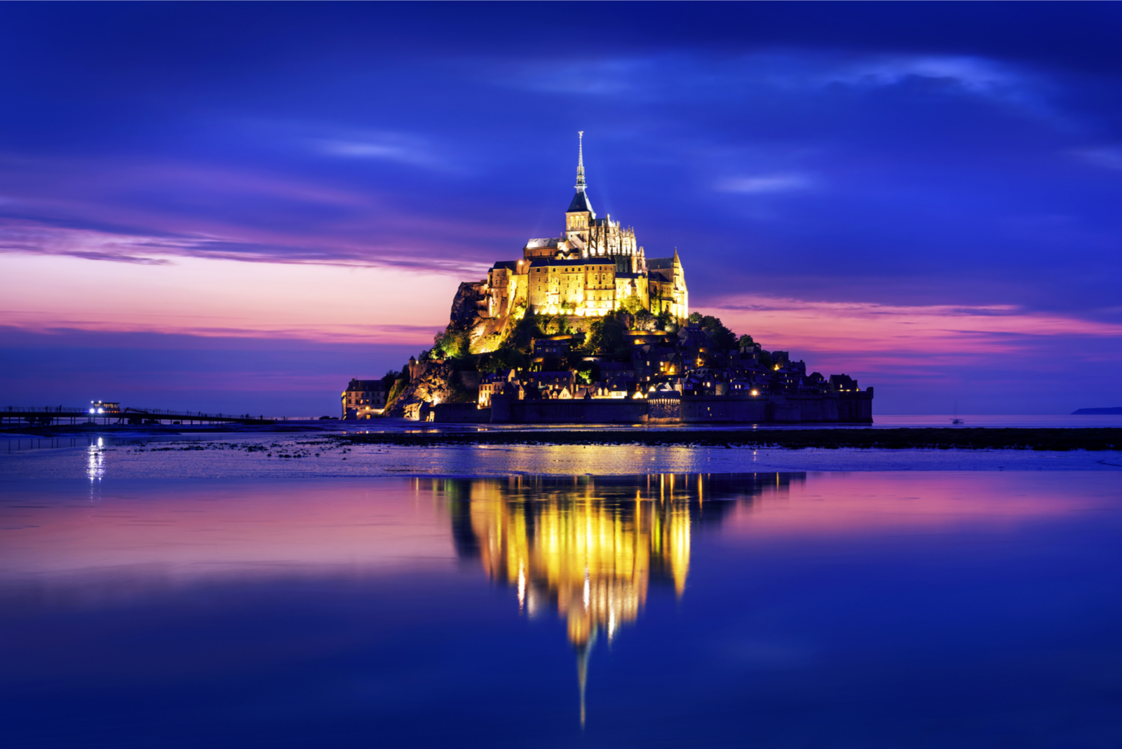 mont saint michel en soir