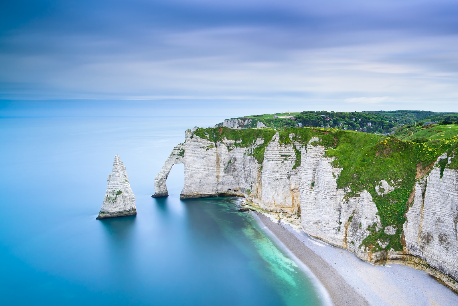 kliffen van etretat in normandië