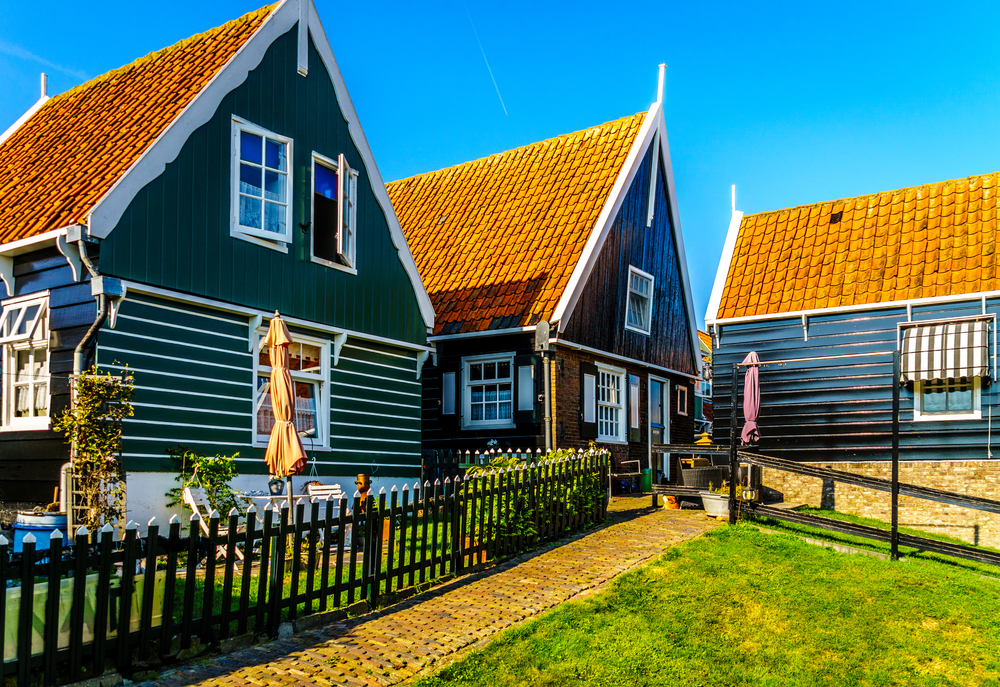 maisons traditionnelles sur l'île de marken