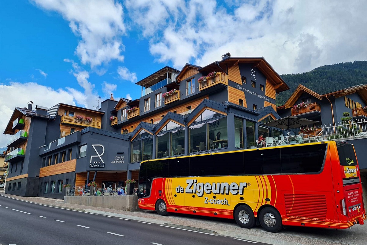 val di sole hotel ravelli bus zigeuner