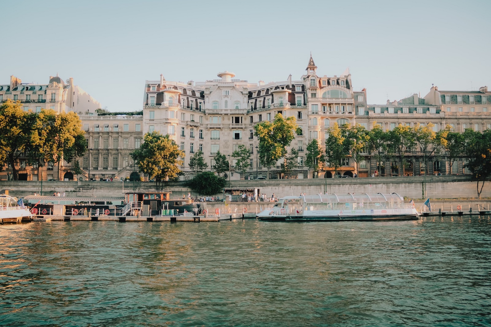 seine in parijs