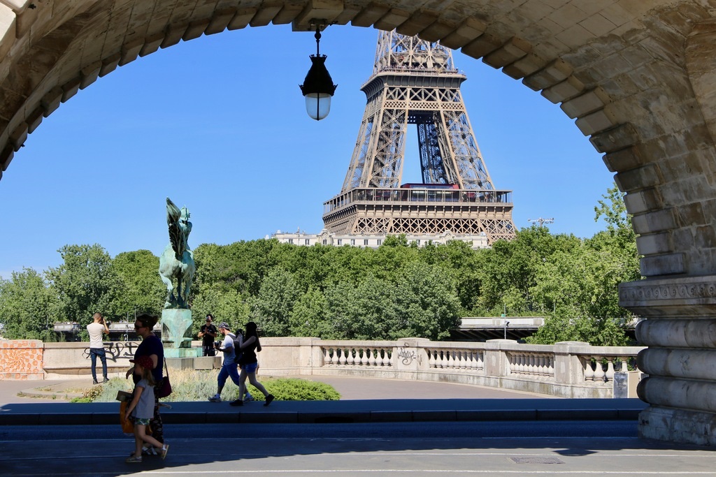 eiffel toren in parijs