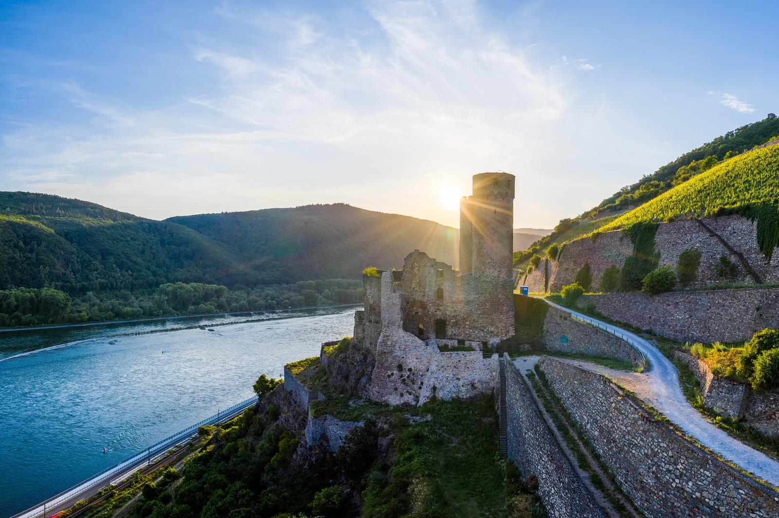 Rüdesheim: Ehrenfels Rhin
