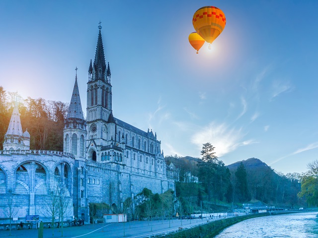 lourdes frankrijk reis